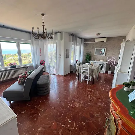 Viola Monte Felice Apartament
